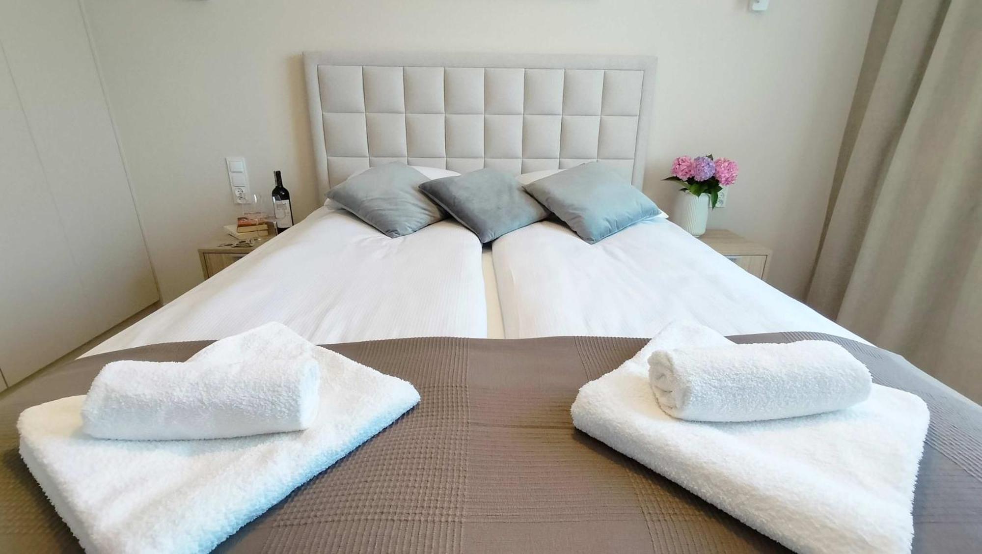Cicha Przystan Apartamenty Whiteblue Sauna&Fitness&Parking Колобжег Экстерьер фото